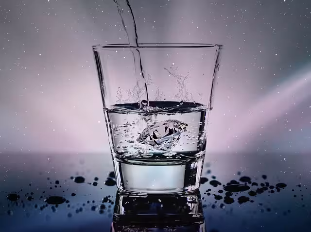 Clear water in a glass.