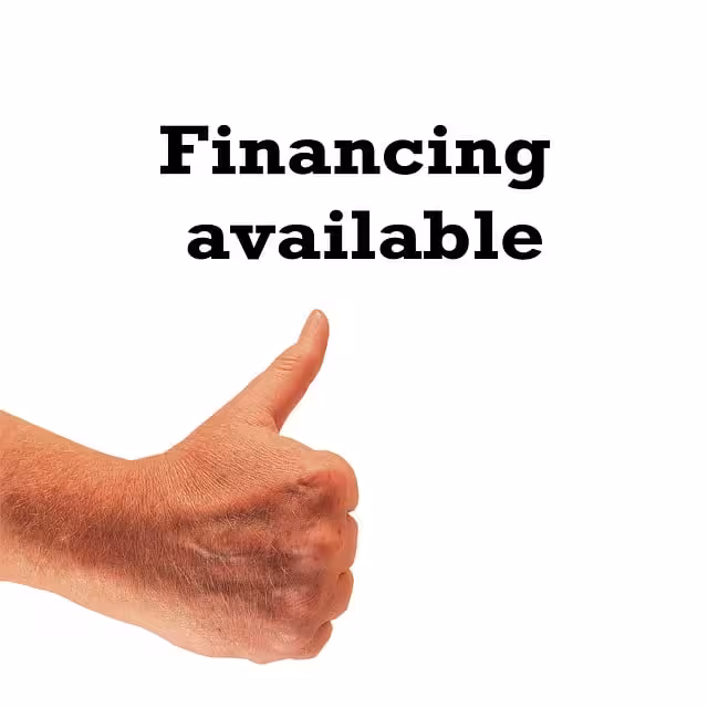 A hand showing financing avaliable.